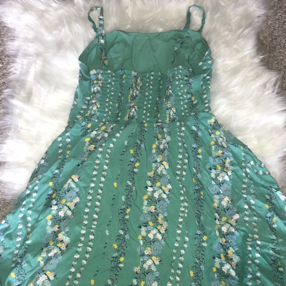 Old Navy Floral Spaghetti Strap Midi Dress - Picture 2 of 4